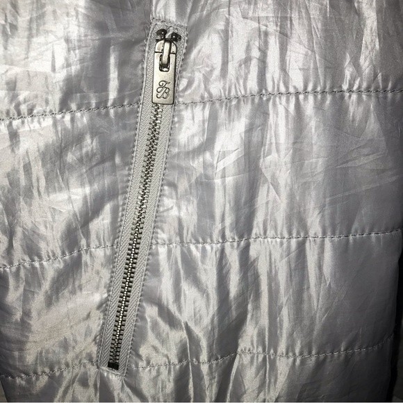 Tommy Bahamas Women's Light Weight Quilted Bomber Jacket // Size Large - Picture 5 of 6